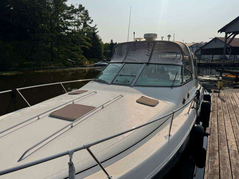 31ft Sea Ray Yacht For Sale