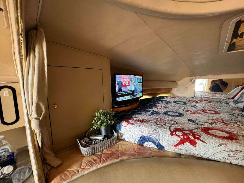 31ft Sea Ray Yacht For Sale