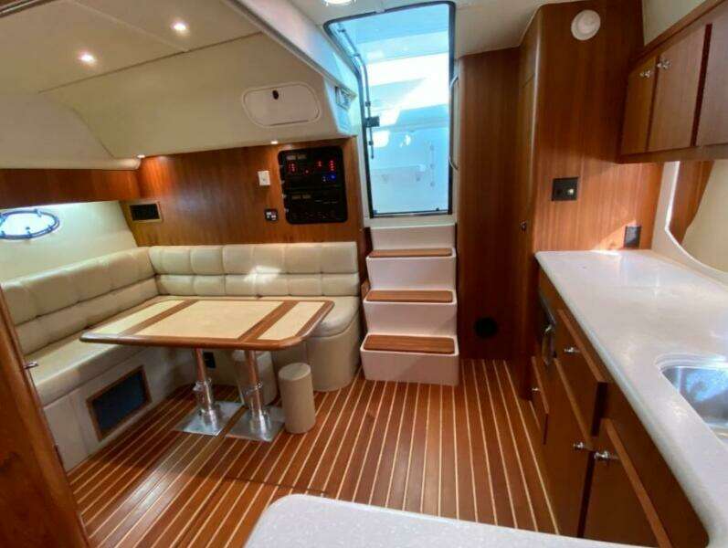 35ft Tiara Yachts Yacht For Sale