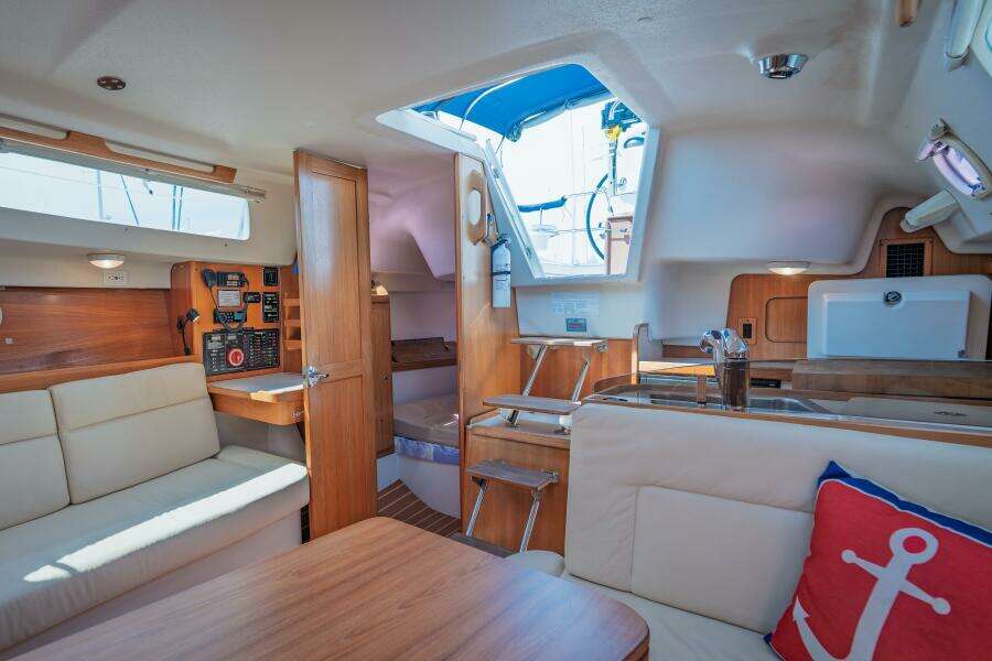 Dublin Luck 30ft Catalina Yacht For Sale
