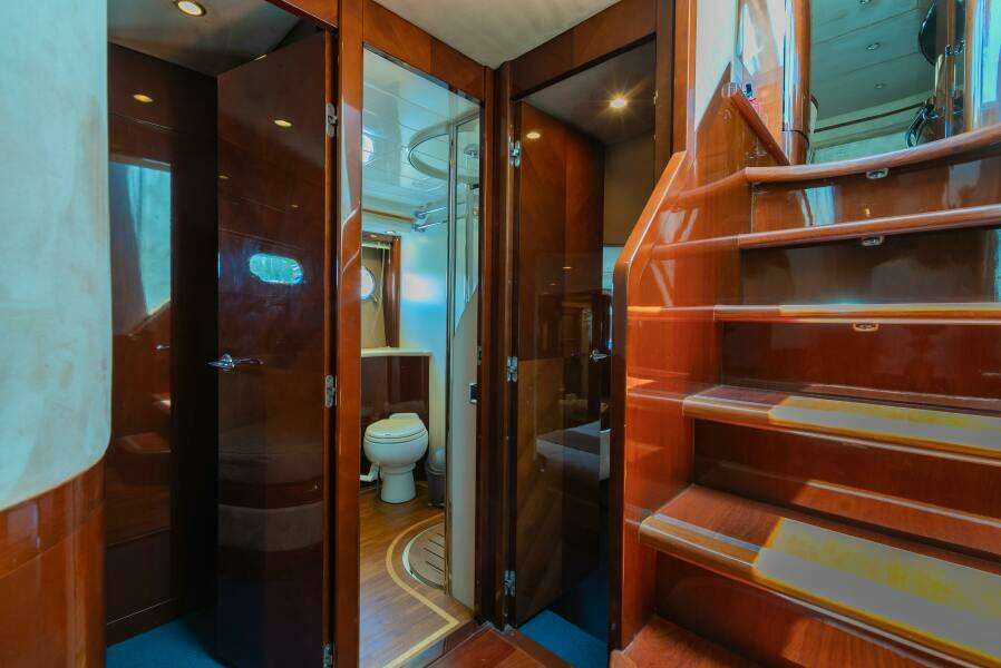 BLUE ROSE 75ft Princess Yachts Yacht For Sale