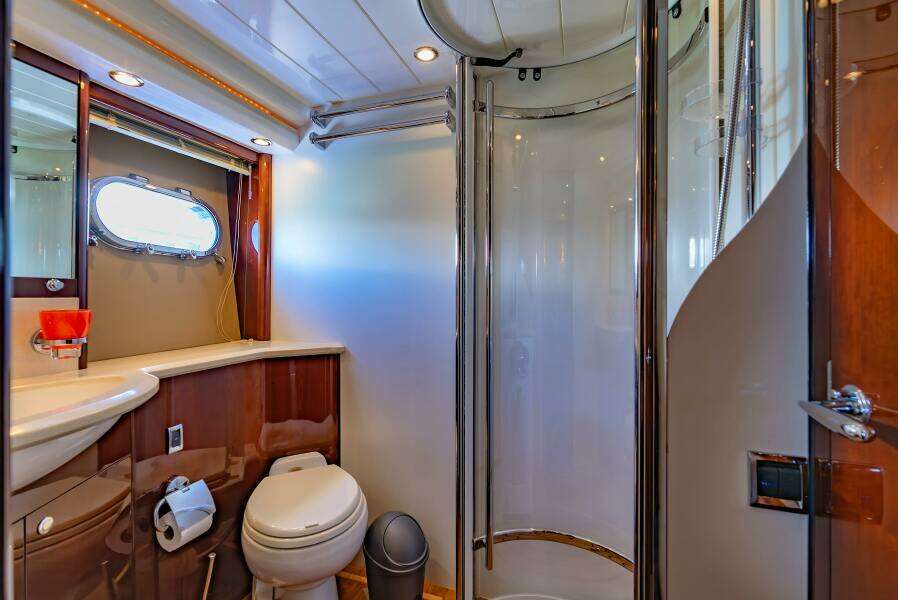 BLUE ROSE 75ft Princess Yachts Yacht For Sale