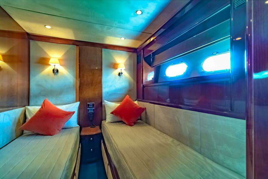 BLUE ROSE 75ft Princess Yachts Yacht For Sale