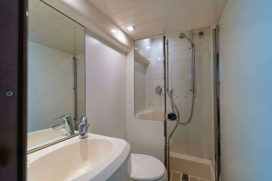 BLUE ROSE 75ft Princess Yachts Yacht For Sale