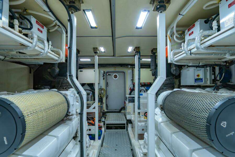 BLUE ROSE 75ft Princess Yachts Yacht For Sale