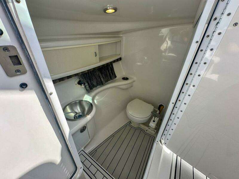 28ft Formula Yacht For Sale
