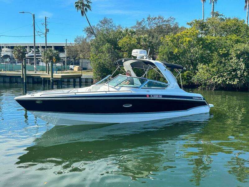 28ft Formula Yacht For Sale