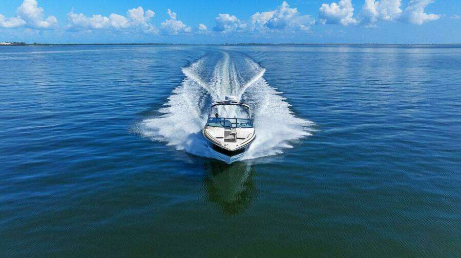 28ft Formula Yacht For Sale