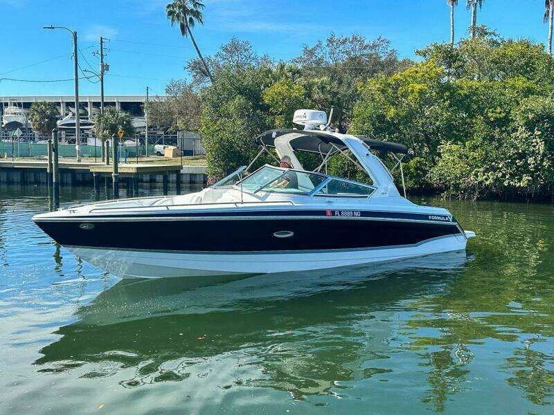 28ft Formula Yacht For Sale