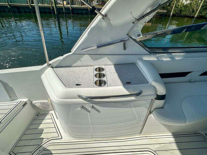 28ft Formula Yacht For Sale