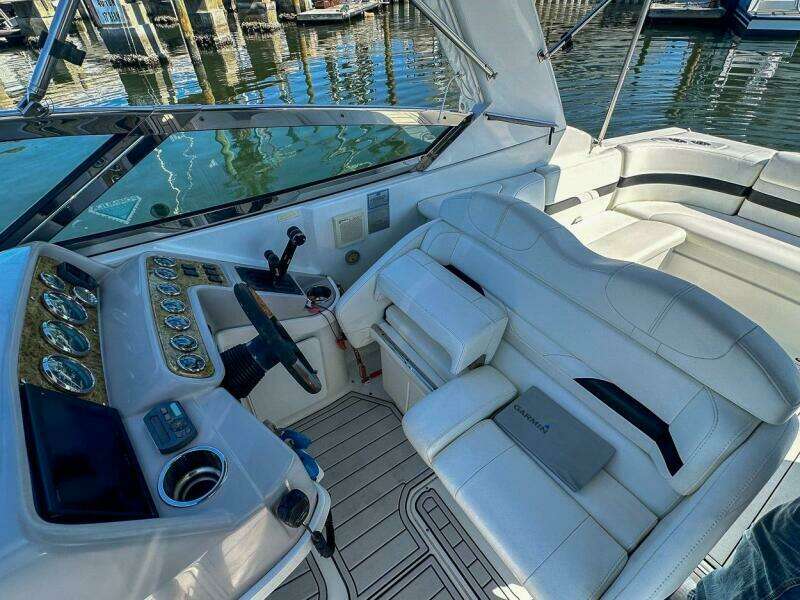 Helm Seats
