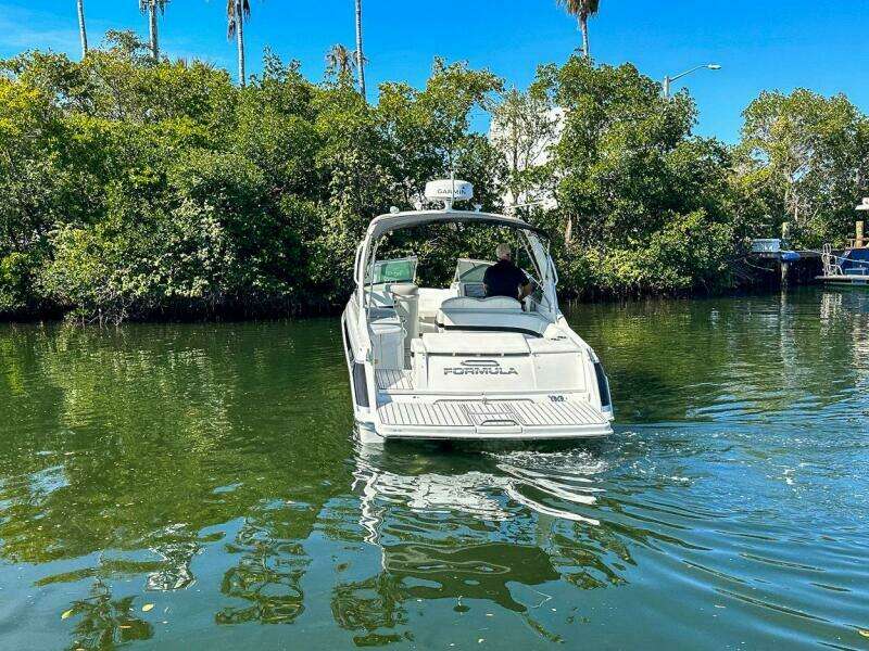 28ft Formula Yacht For Sale