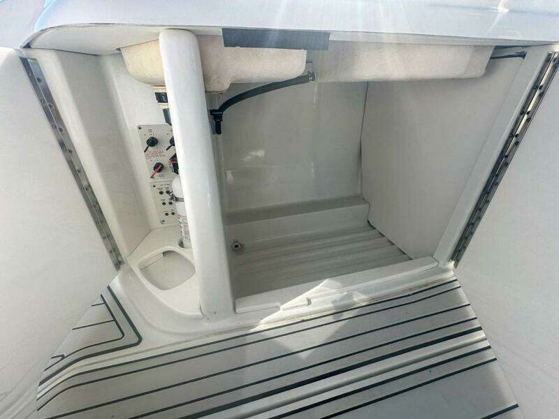 28ft Formula Yacht For Sale