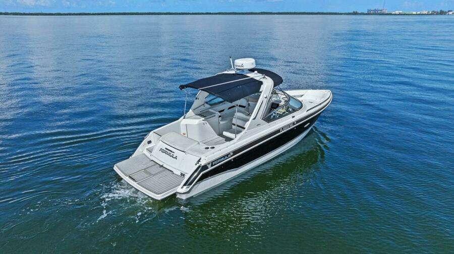 28ft Formula Yacht For Sale