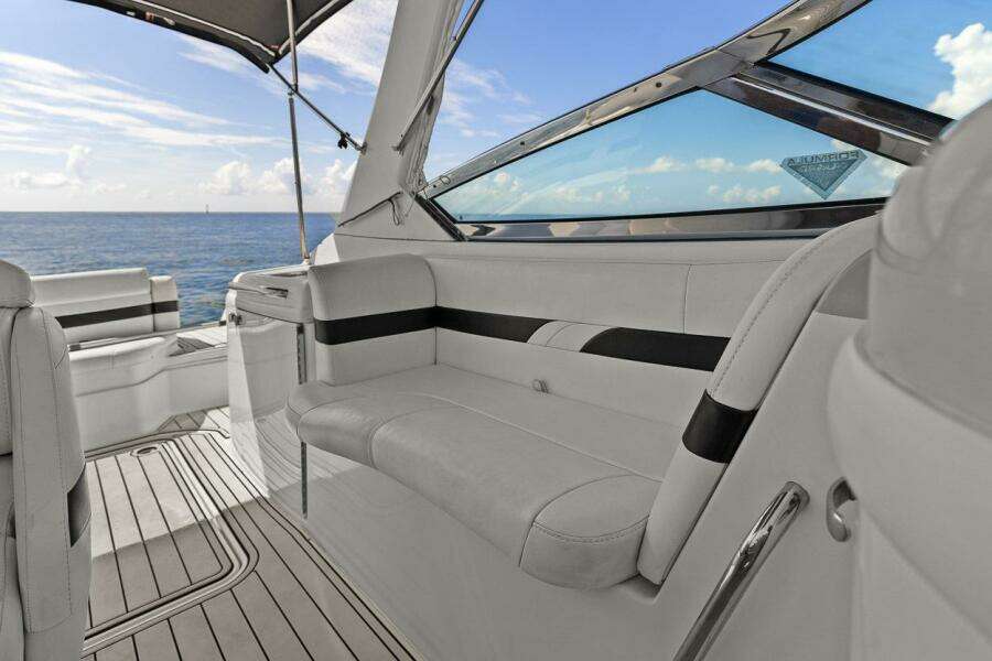 28ft Formula Yacht For Sale