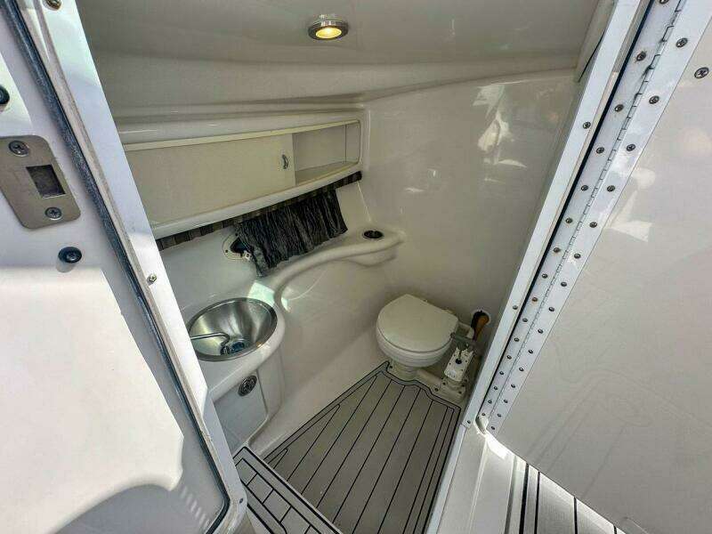28ft Formula Yacht For Sale