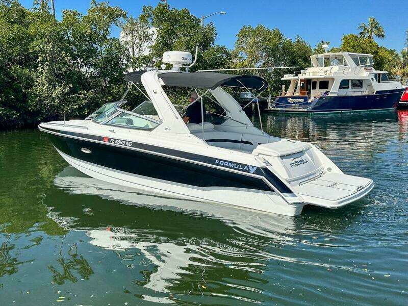 28ft Formula Yacht For Sale