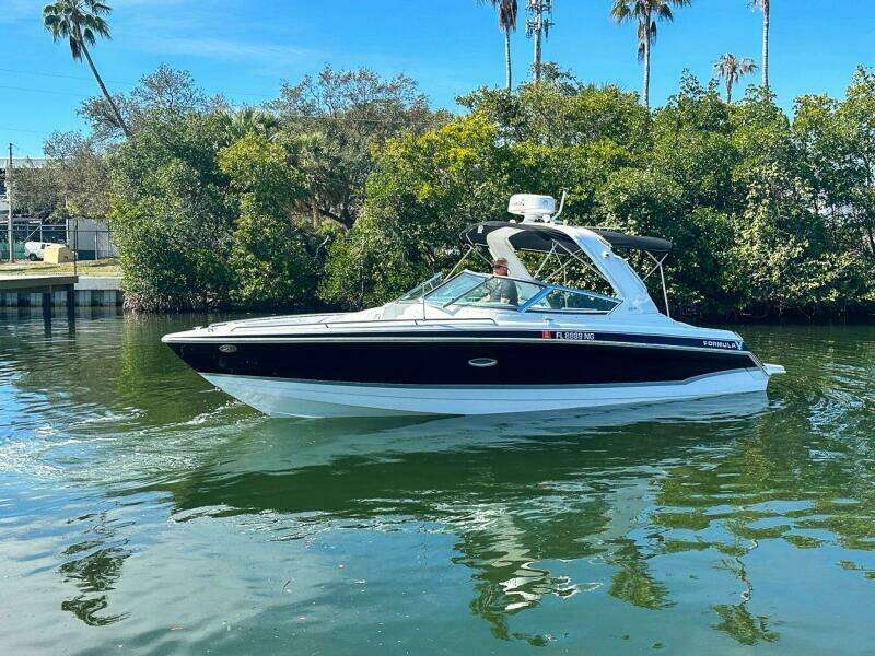 28ft Formula Yacht For Sale