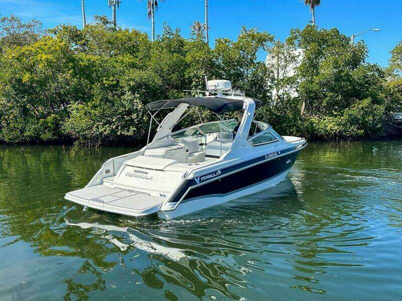 28ft Formula Yacht For Sale