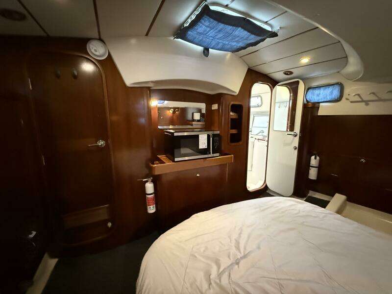 40ft Beneteau Yacht For Sale