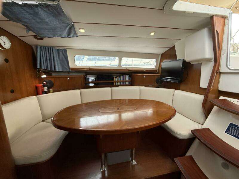 40ft Beneteau Yacht For Sale