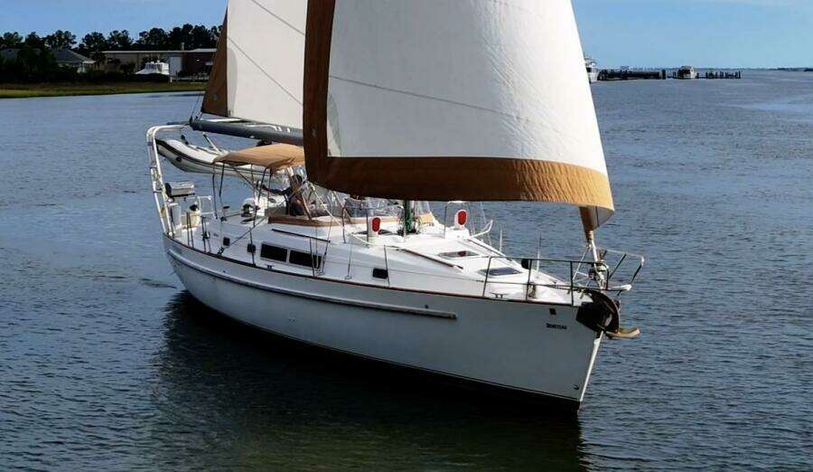 40ft Beneteau Yacht For Sale
