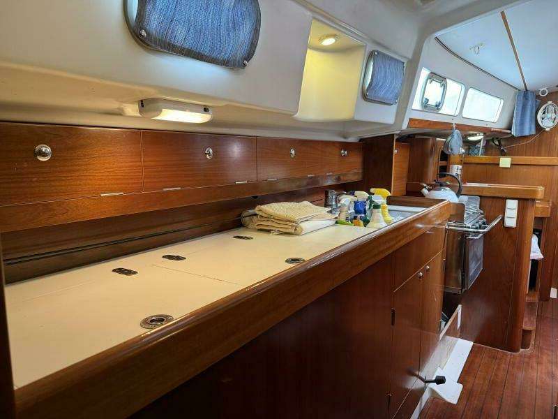 40ft Beneteau Yacht For Sale