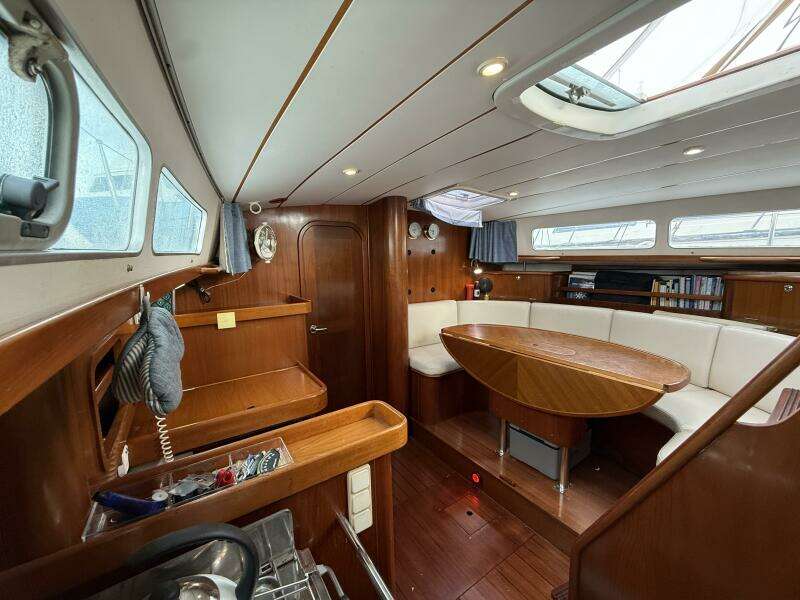 40ft Beneteau Yacht For Sale