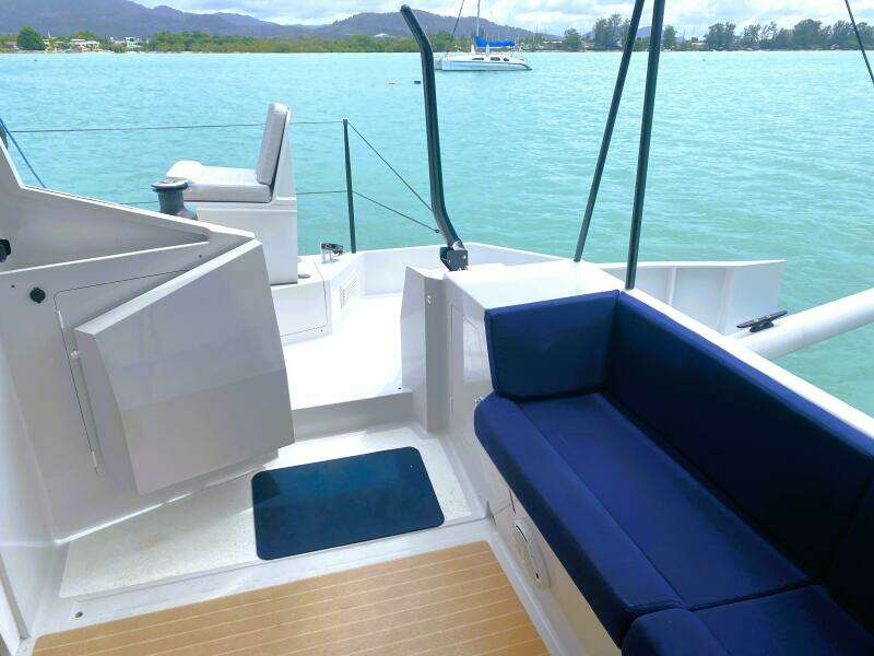 Zephyrus 43ft Stealth Yacht For Sale