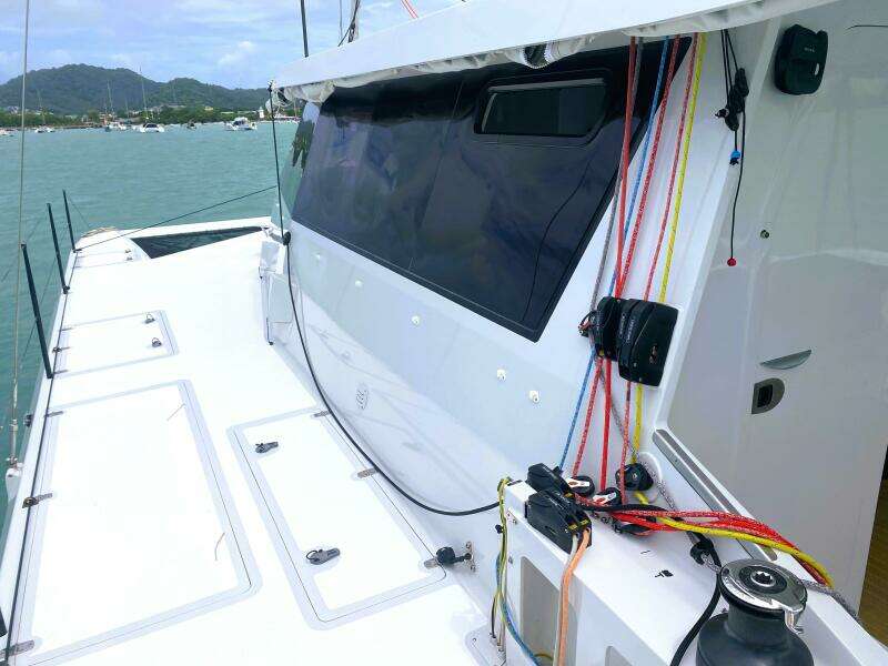 Zephyrus 43ft Stealth Yacht For Sale