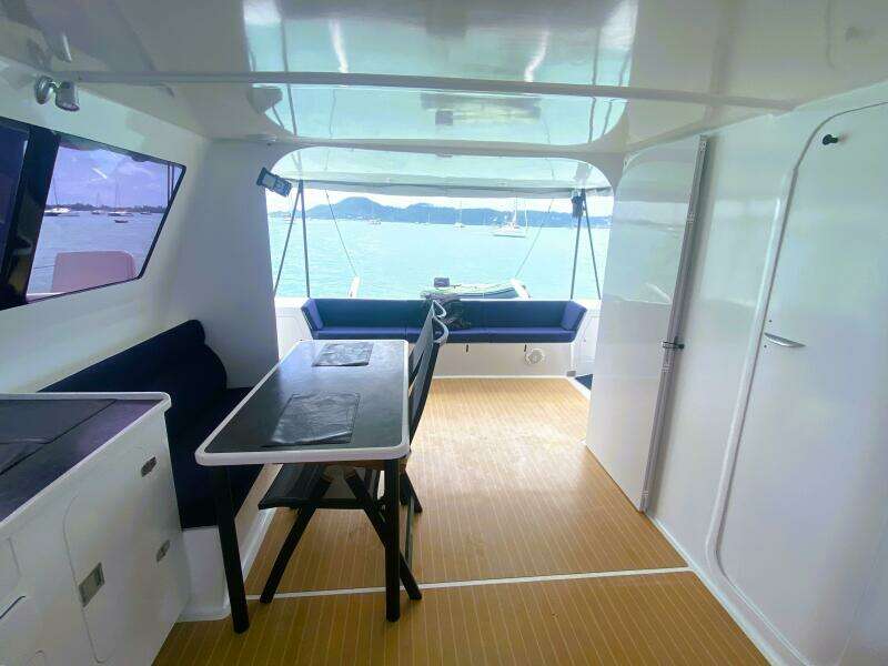 Zephyrus 43ft Stealth Yacht For Sale