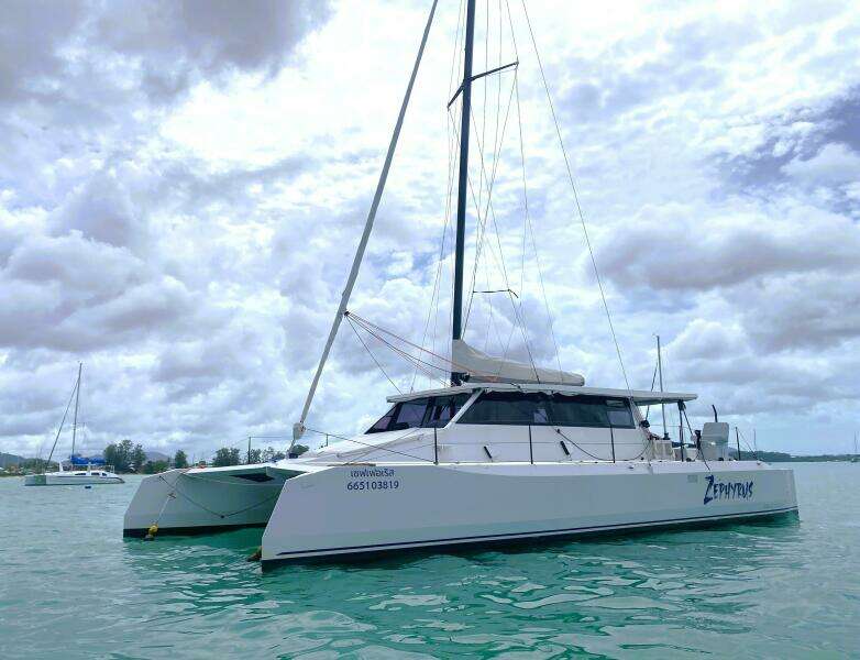 Zephyrus 43ft Stealth Yacht For Sale