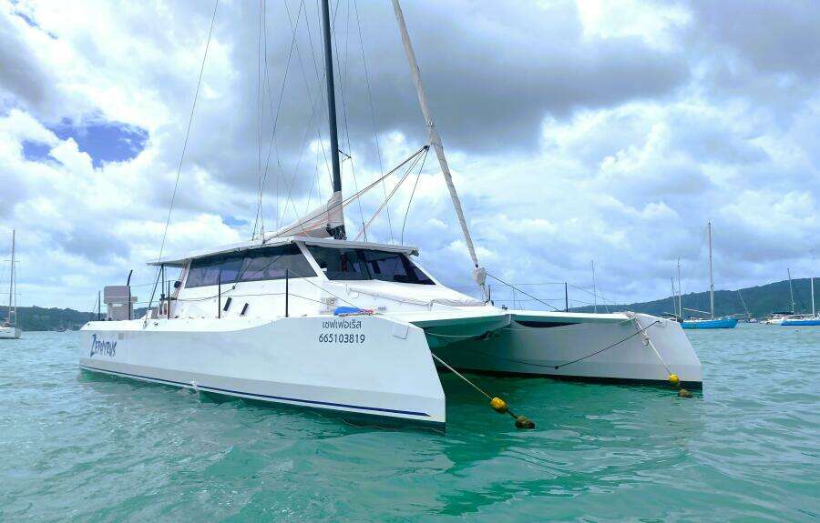 Zephyrus 43ft Stealth Yacht For Sale
