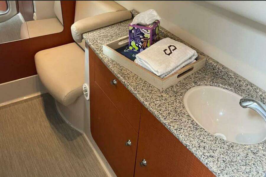 ROCK ON 33ft Chaparral Yacht For Sale