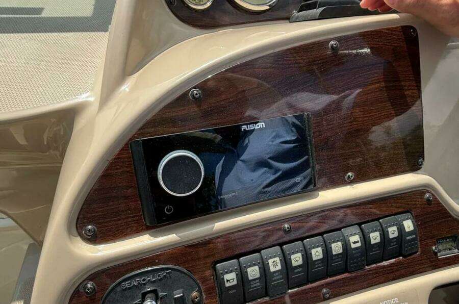 ROCK ON 33ft Chaparral Yacht For Sale