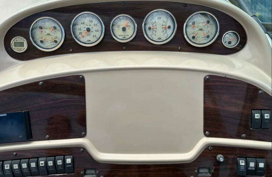 ROCK ON 33ft Chaparral Yacht For Sale