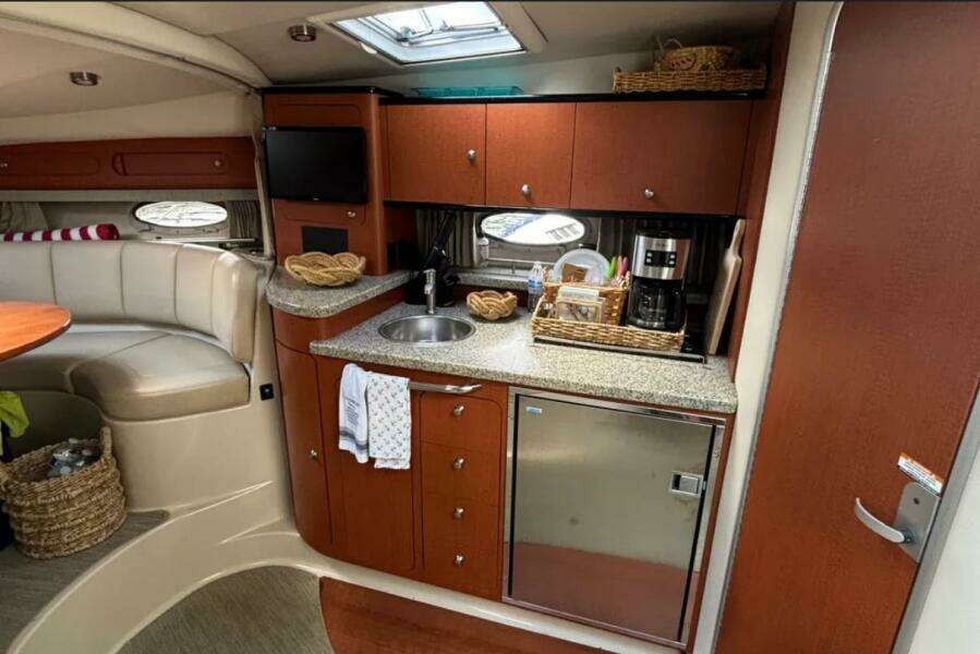 ROCK ON 33ft Chaparral Yacht For Sale