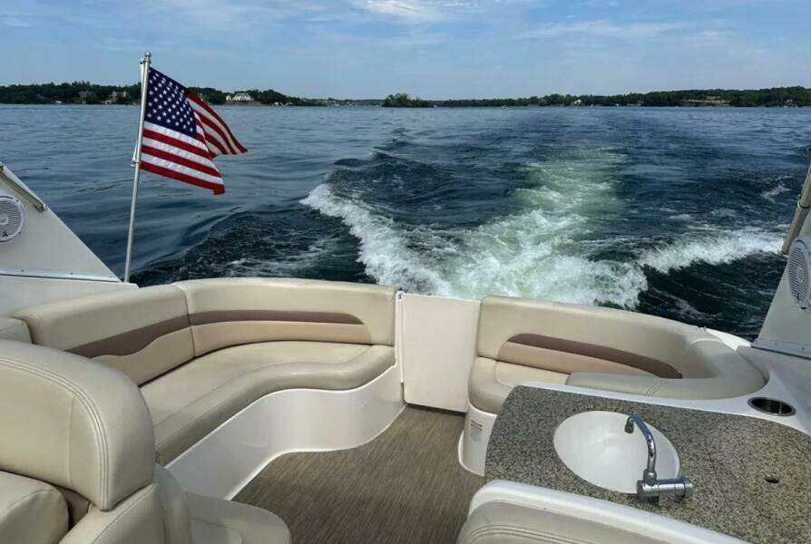 ROCK ON 33ft Chaparral Yacht For Sale