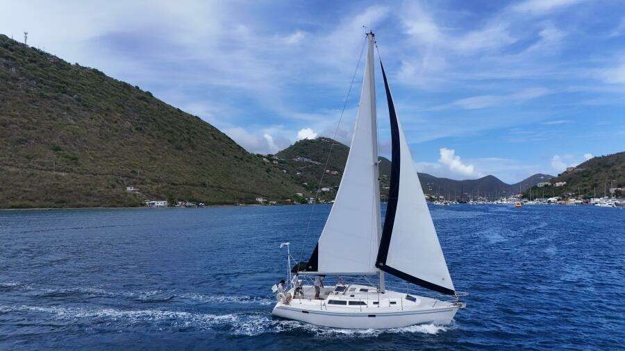 Water Wing 32ft Catalina Yacht For Sale