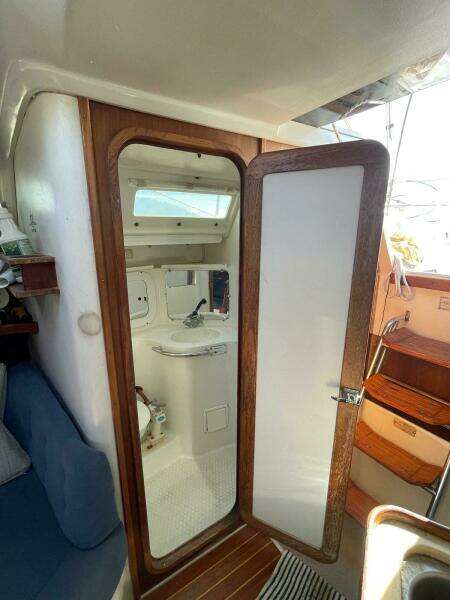 Water Wing 32ft Catalina Yacht For Sale