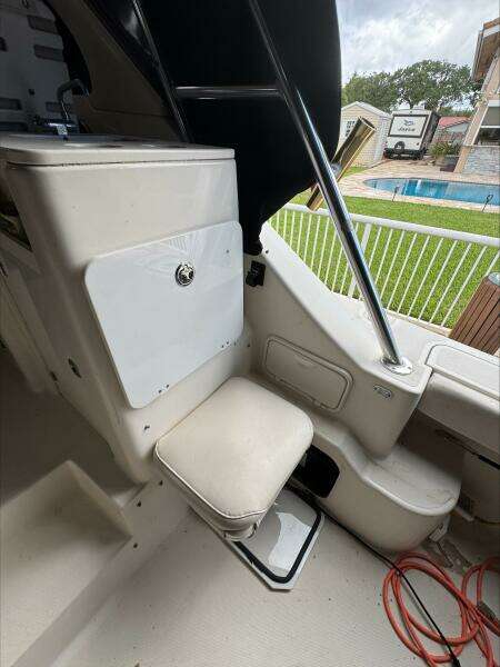 33ft Pursuit Yacht For Sale