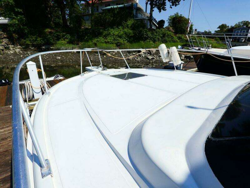 34ft Luhrs Yacht For Sale