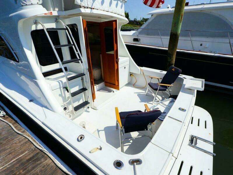 34ft Luhrs Yacht For Sale