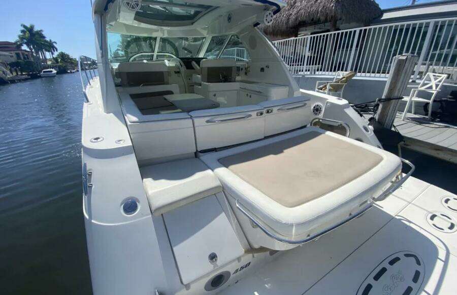 45ft Sea Ray Yacht For Sale