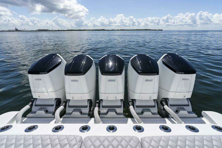 56ft HCB Yacht For Sale