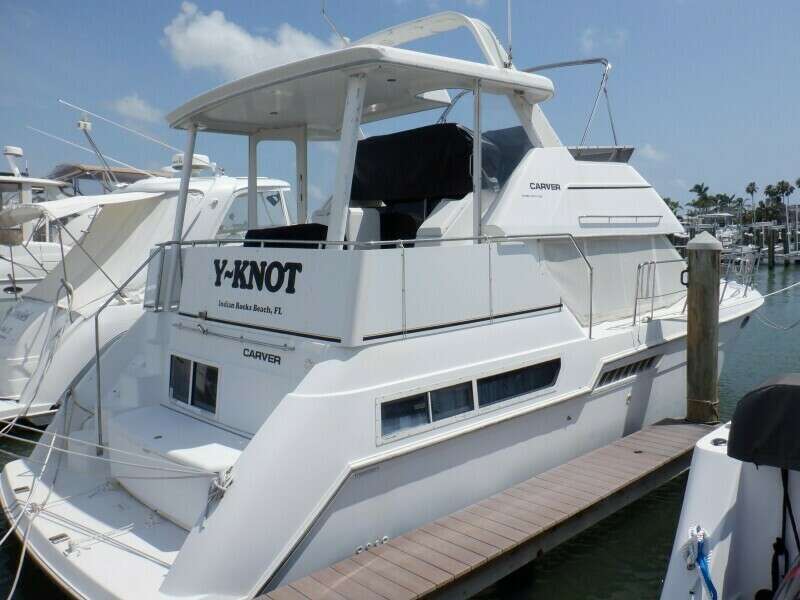 Y Knot 35ft Carver Yacht For Sale