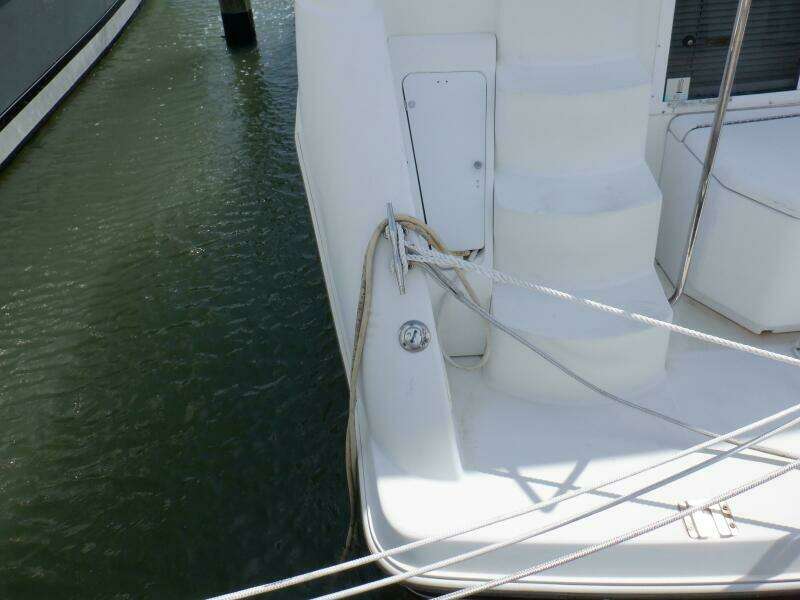 Y Knot 35ft Carver Yacht For Sale