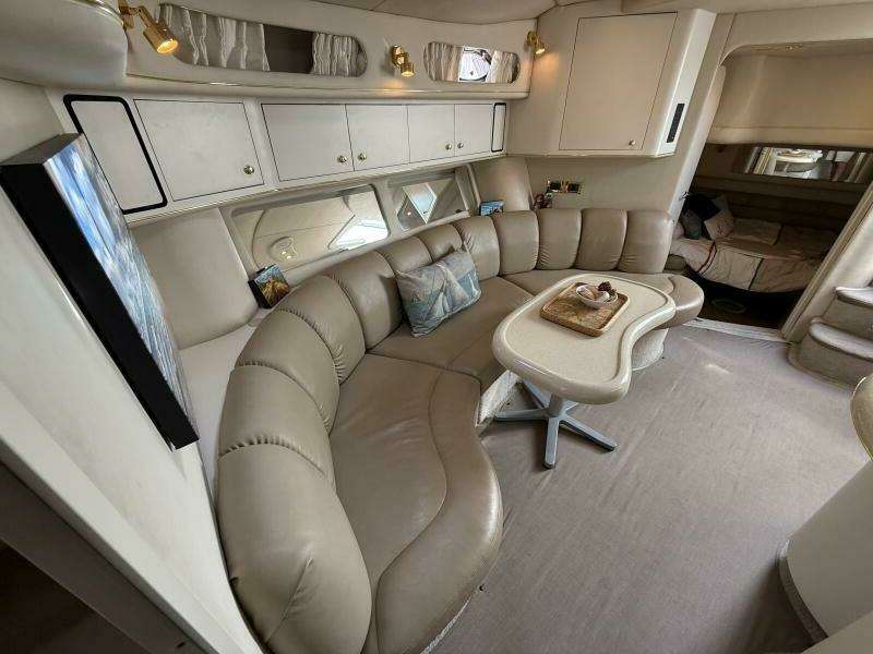 Seascape 40ft Sea Ray Yacht For Sale
