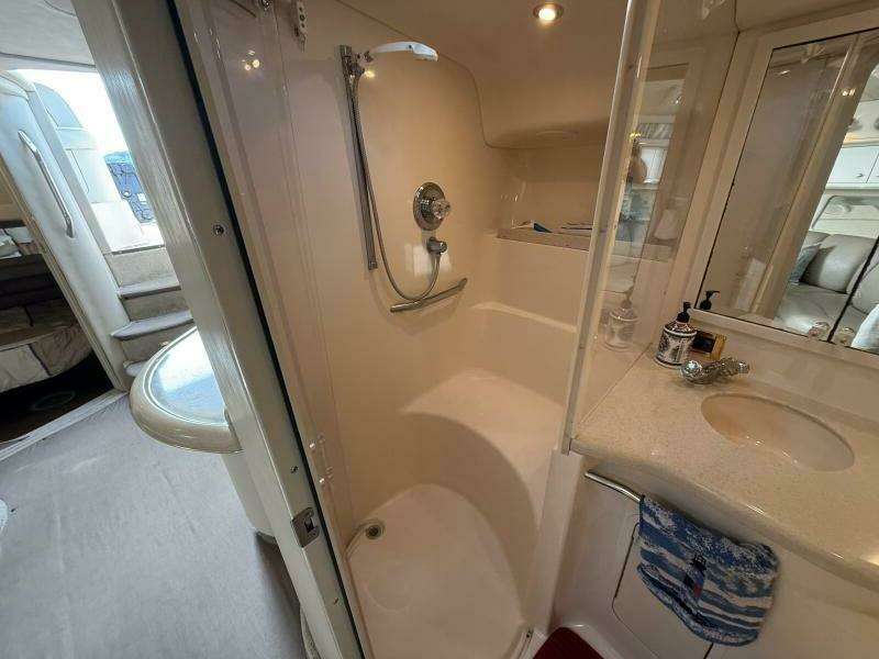 Seascape 40ft Sea Ray Yacht For Sale