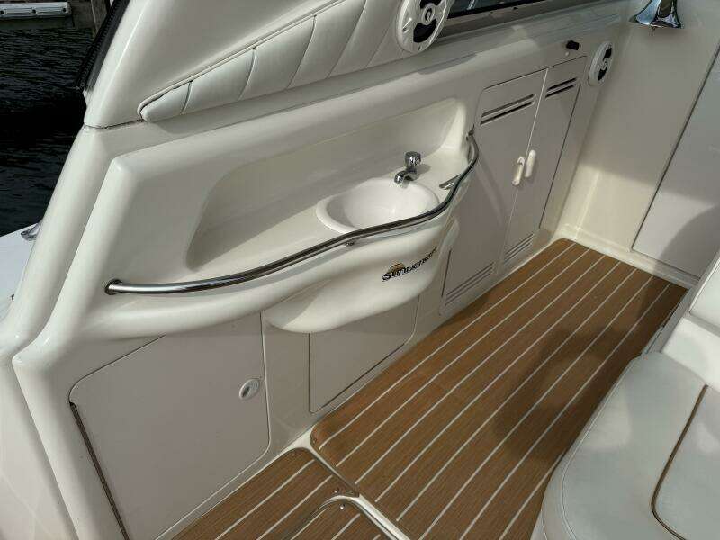 Seascape 40ft Sea Ray Yacht For Sale